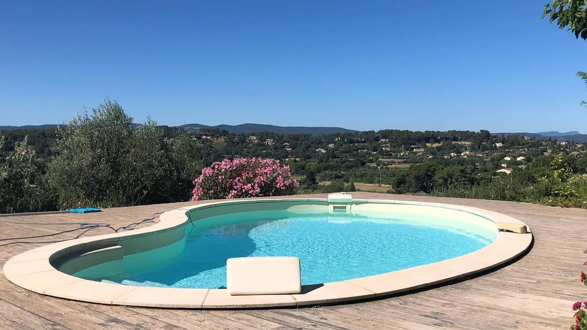 Villa De Charme Magnifique Vue Panoramique Et Piscine Lorgues